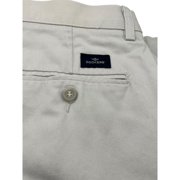 Dockers Khaki Pants Lot 3 Mens 36x30 Classic Relaxed Pleated Flat Front - Picture 5 of 16